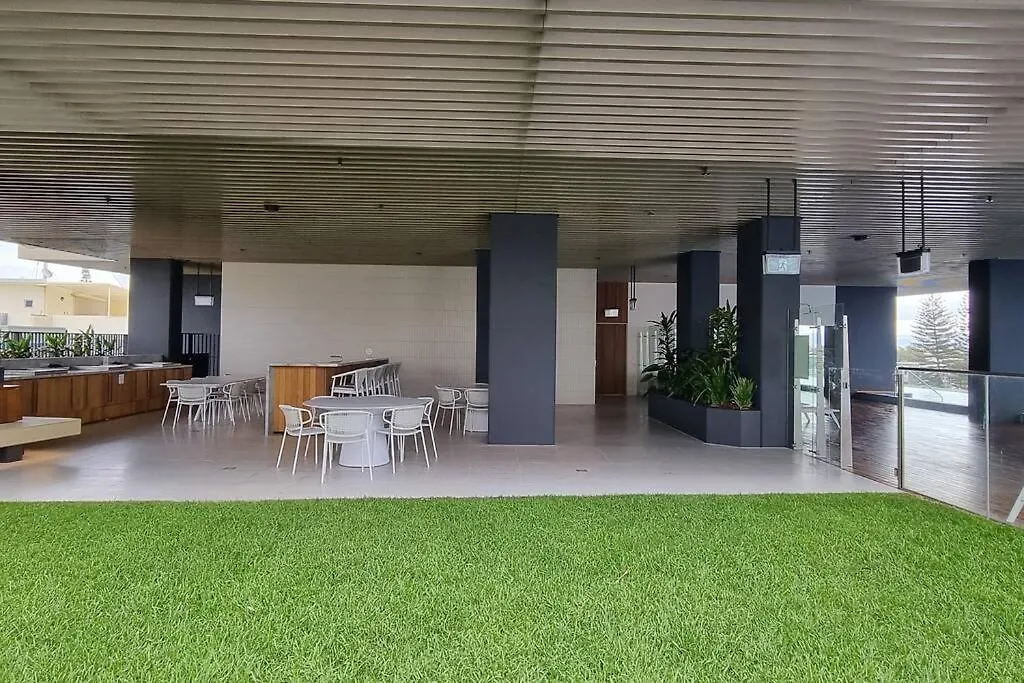 Apartment Marvelous Oceanviews 2B2B Resortstyleamenities Gold Coast Australia